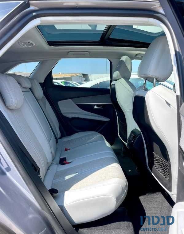 2019' Peugeot 3008 פיג'ו photo #5