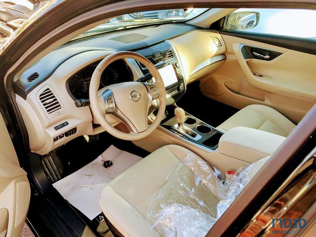 2015' Nissan Altima photo #4