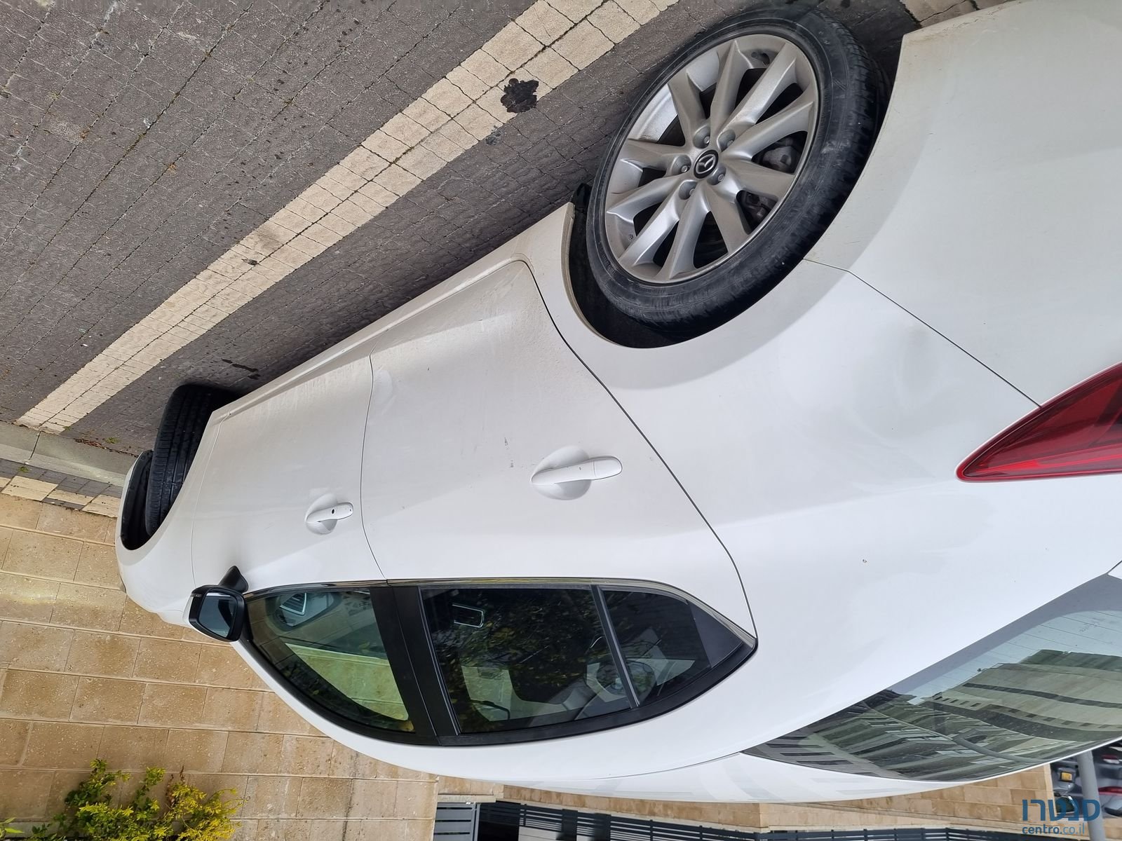 2017' Mazda 3 מאזדה photo #3