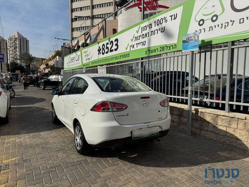 2012' Mazda 2 photo #4