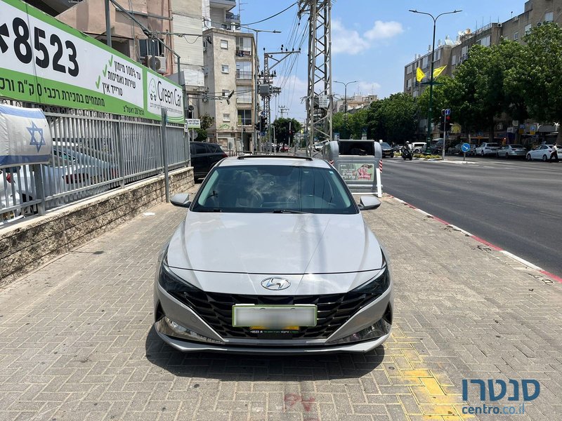 2021' Hyundai Elantra photo #3