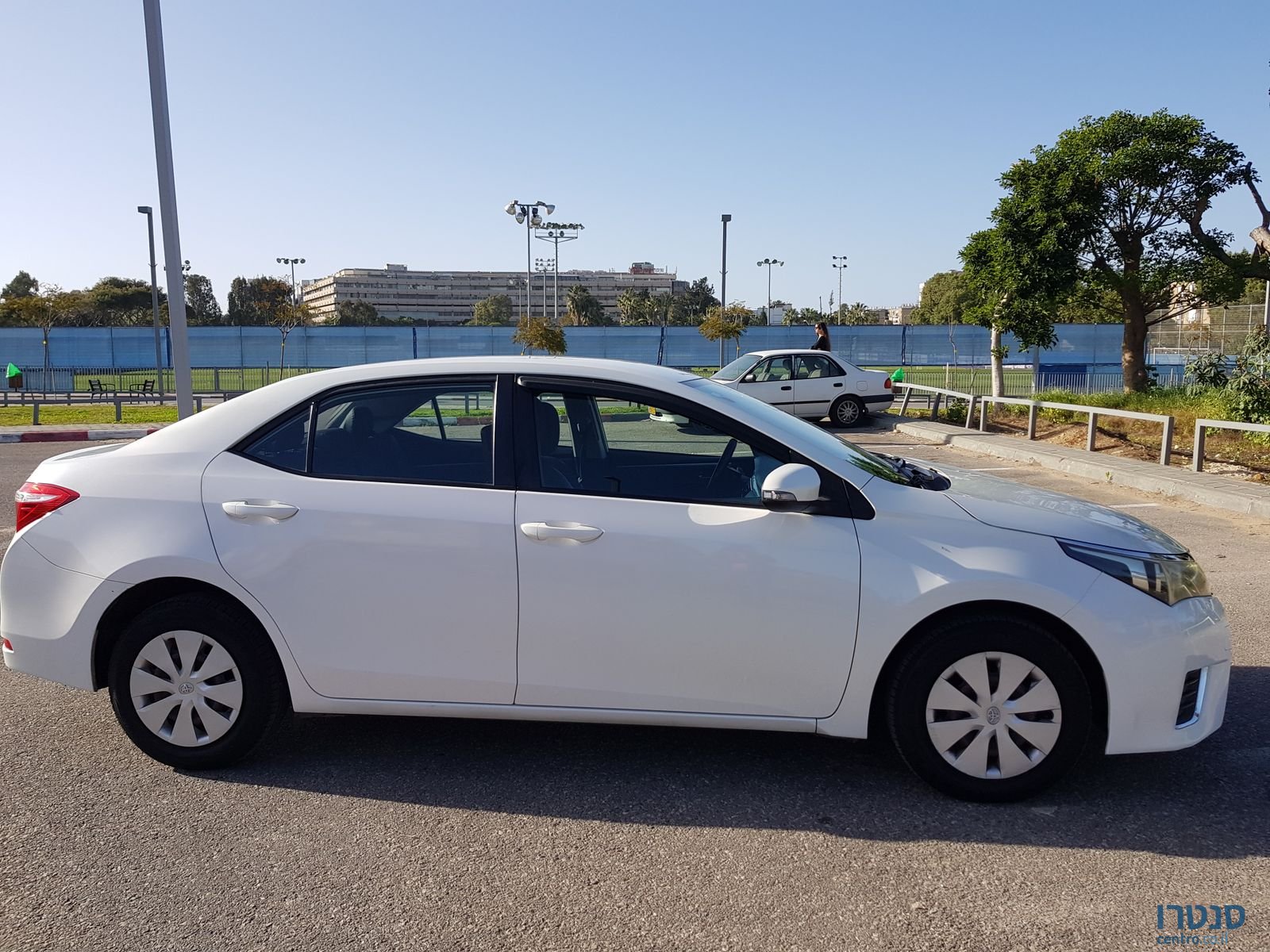 2015' Toyota Corolla photo #1