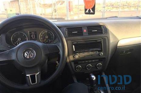 2013' Volkswagen Jetta קומפורטליין photo #1