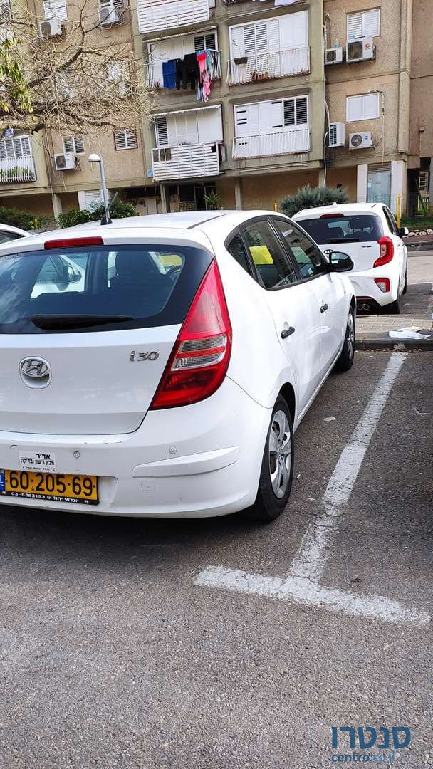 2009' Hyundai I30 יונדאי photo #4