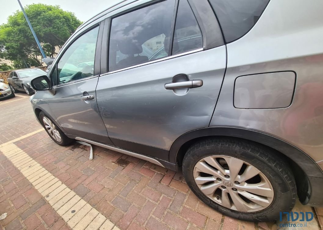 2017' Suzuki Crossover סוזוקי קרוסאובר photo #2