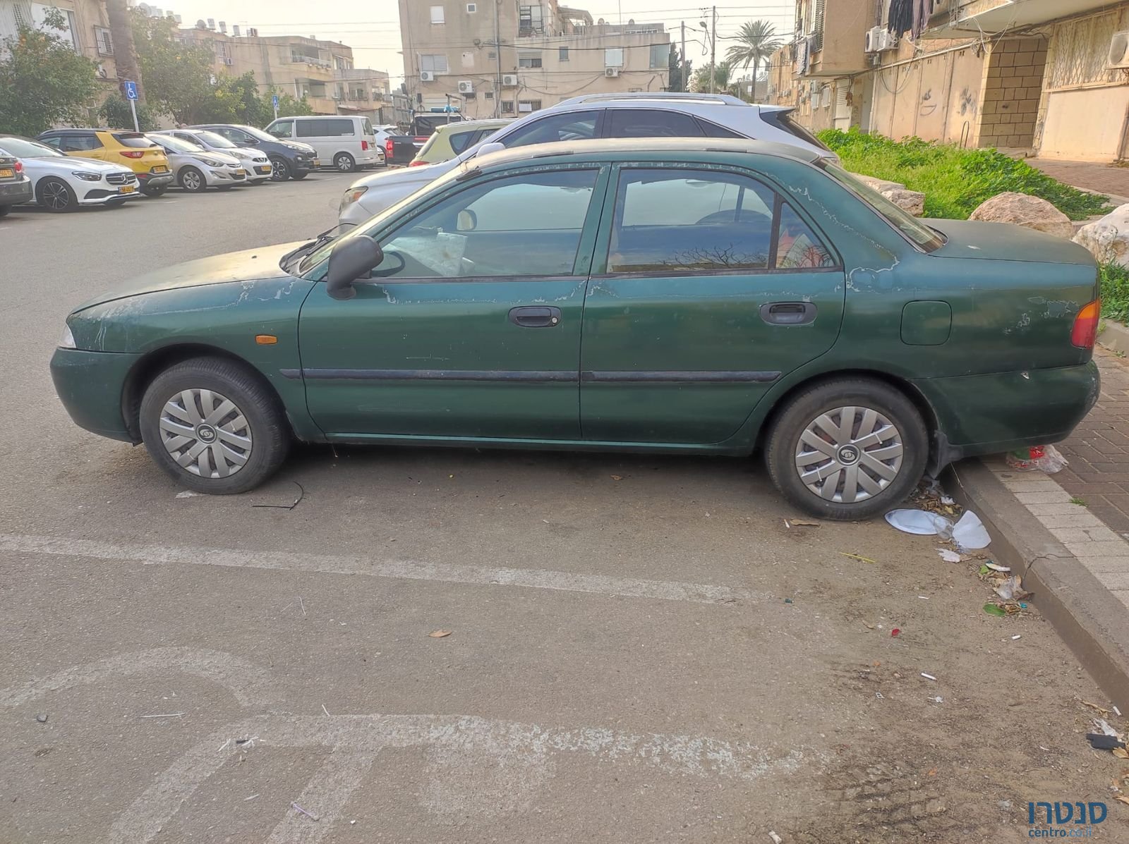 1998' Mitsubishi Carisma מיצובישי כריזמה photo #1