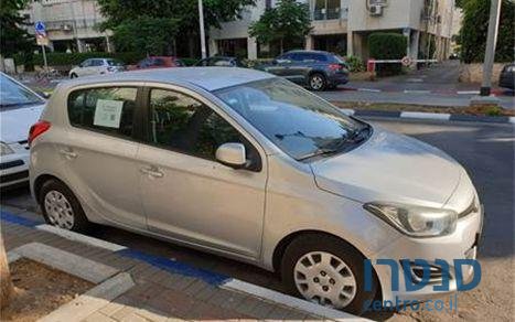 2012' Hyundai i20 יונדאי אינספייר photo #2