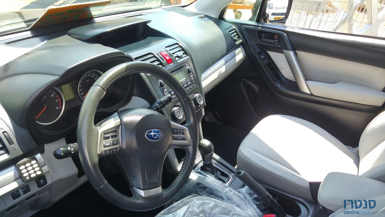 2015' Subaru Forester photo #5
