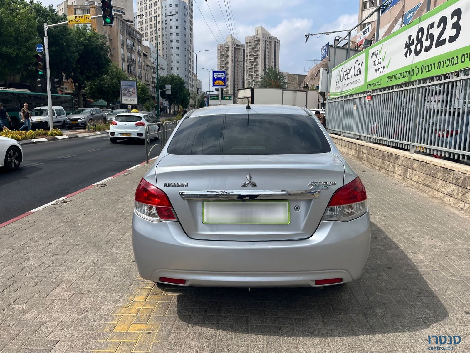 2015' Mitsubishi Attrage photo #3
