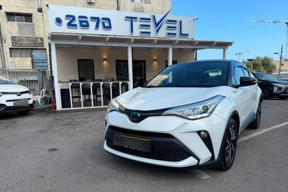 2021' Toyota C-HR טויוטה