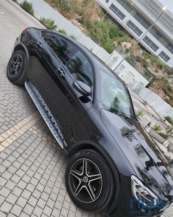 2022' Mercedes-Benz Glc-Class מרצדס photo #5