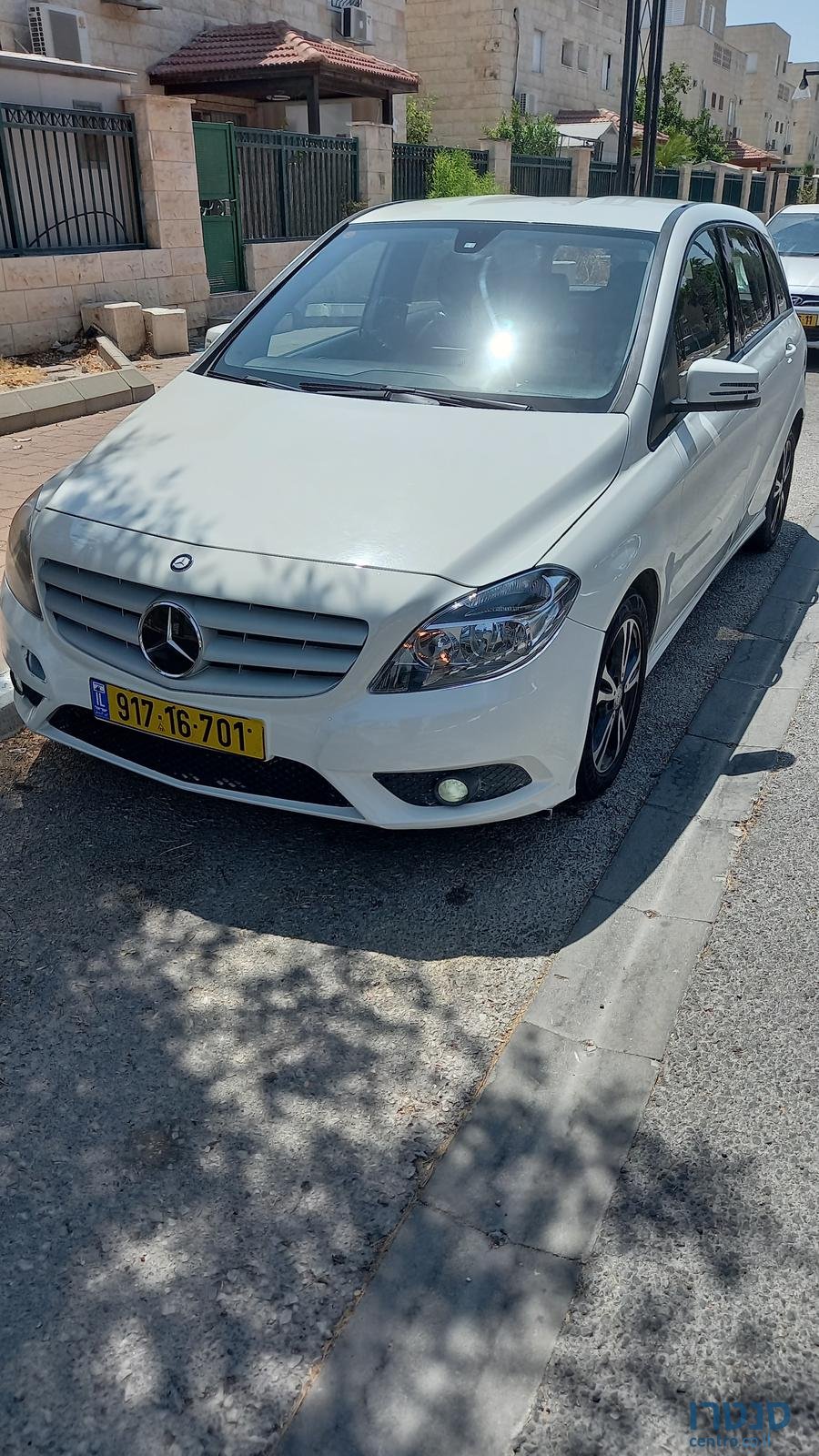 2014' Mercedes-Benz B 200 246W photo #1