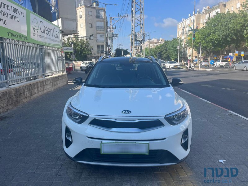 2020' Kia Stonic photo #2