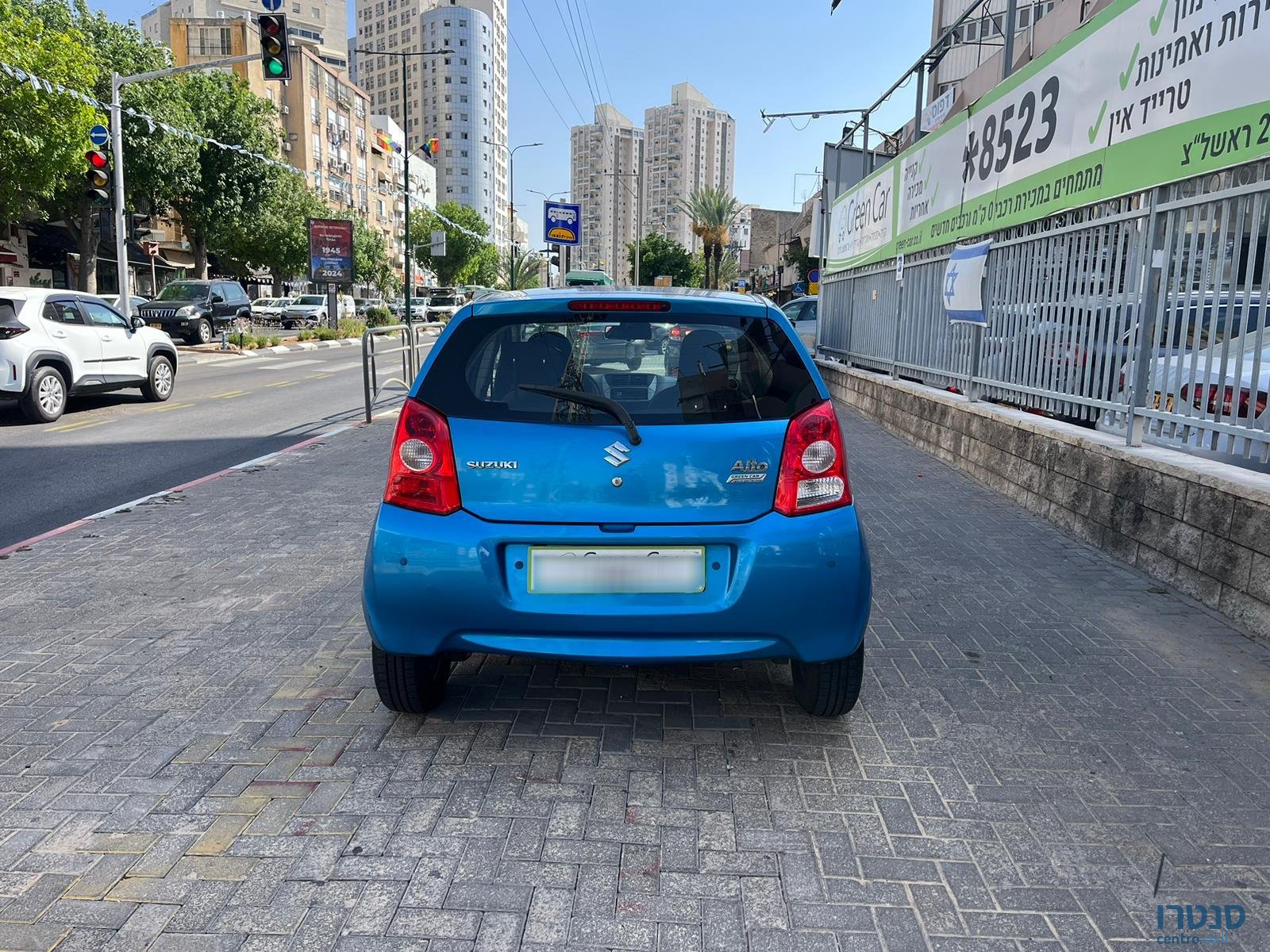 2015' Suzuki Alto photo #5