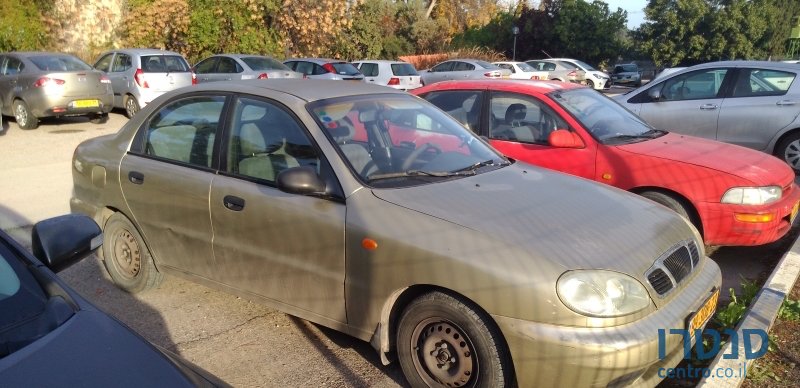 2001' Daewoo Lanos photo #1