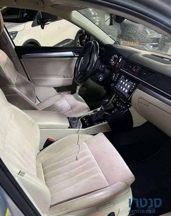 2018' Skoda Superb סקודה סופרב photo #4