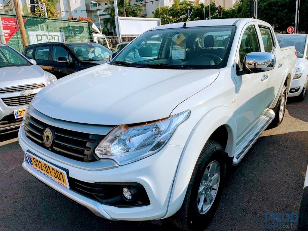 2018' Mitsubishi Triton photo #1