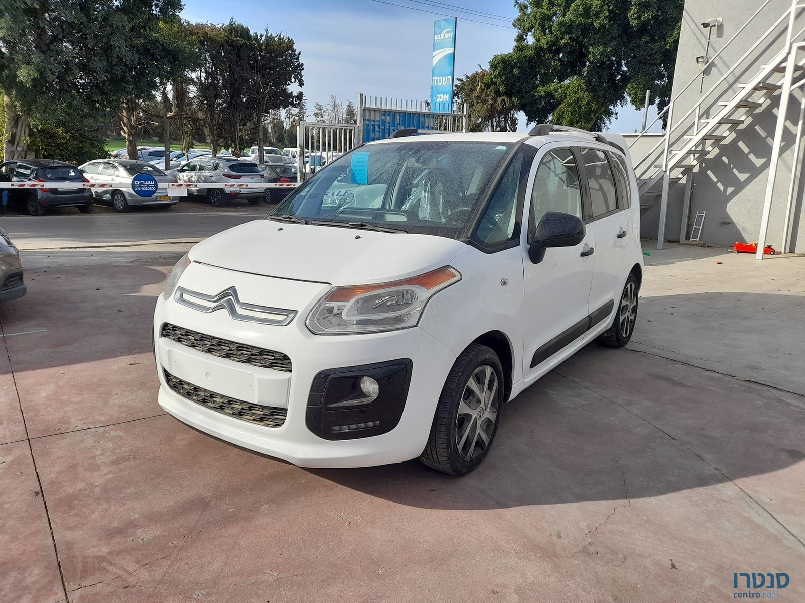 2017' Citroen C3 Picasso סיטרואן C3 פיקאסו photo #1