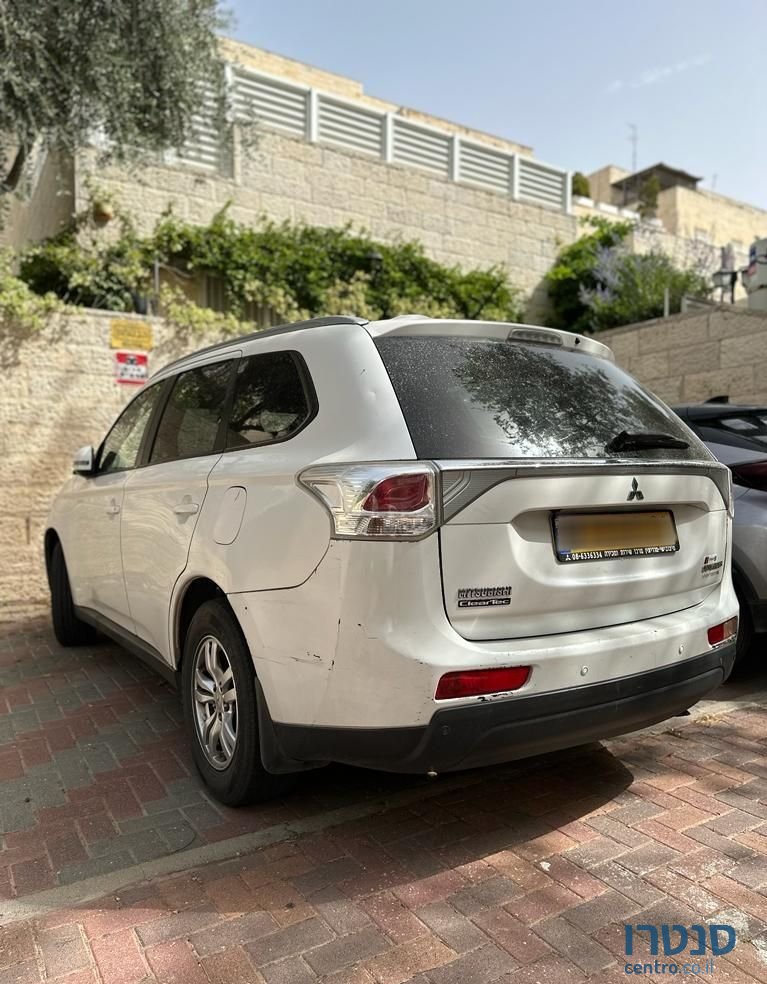 2014' Mitsubishi Outlander מיצובישי אאוטלנדר photo #5