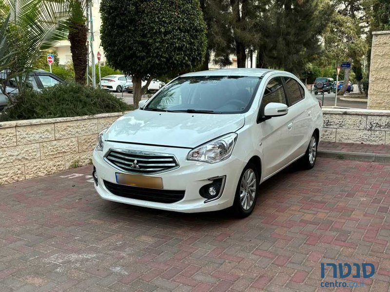 2017' Mitsubishi Attrage מיצובישי אטראז' photo #1