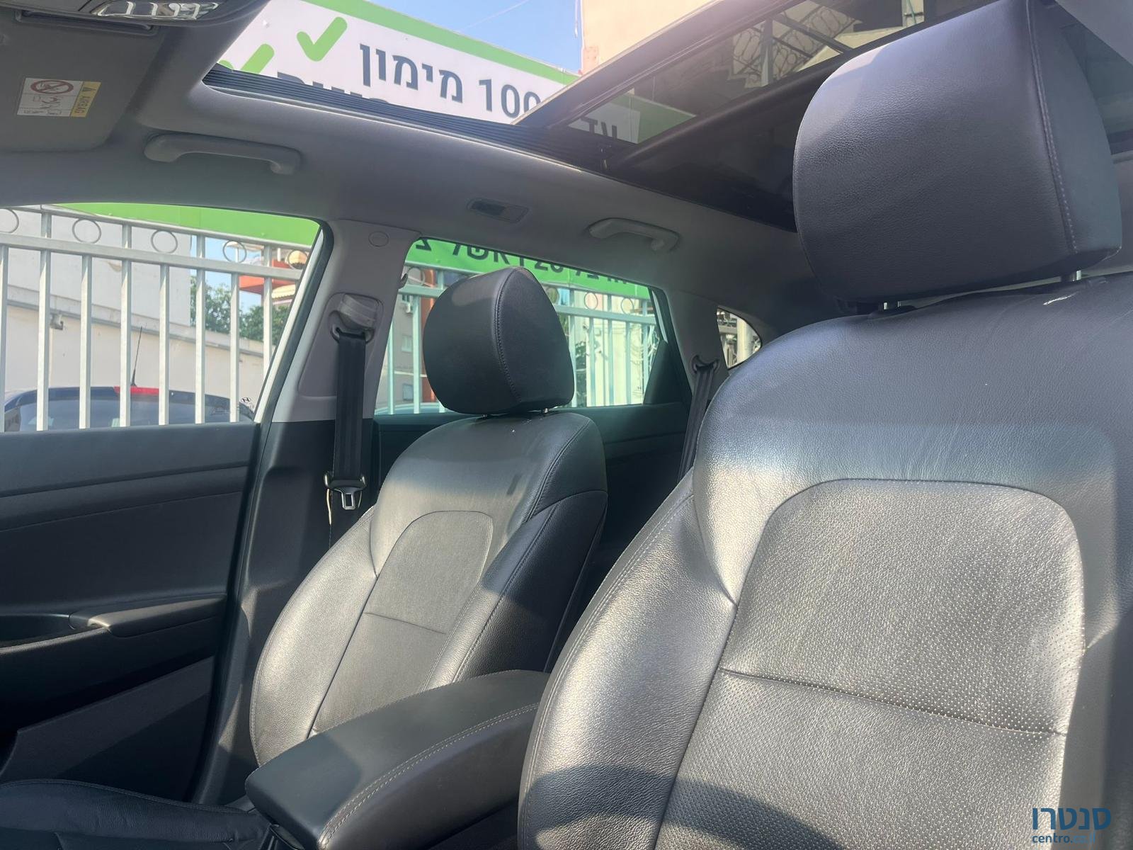 2020' Hyundai Tucson photo #4