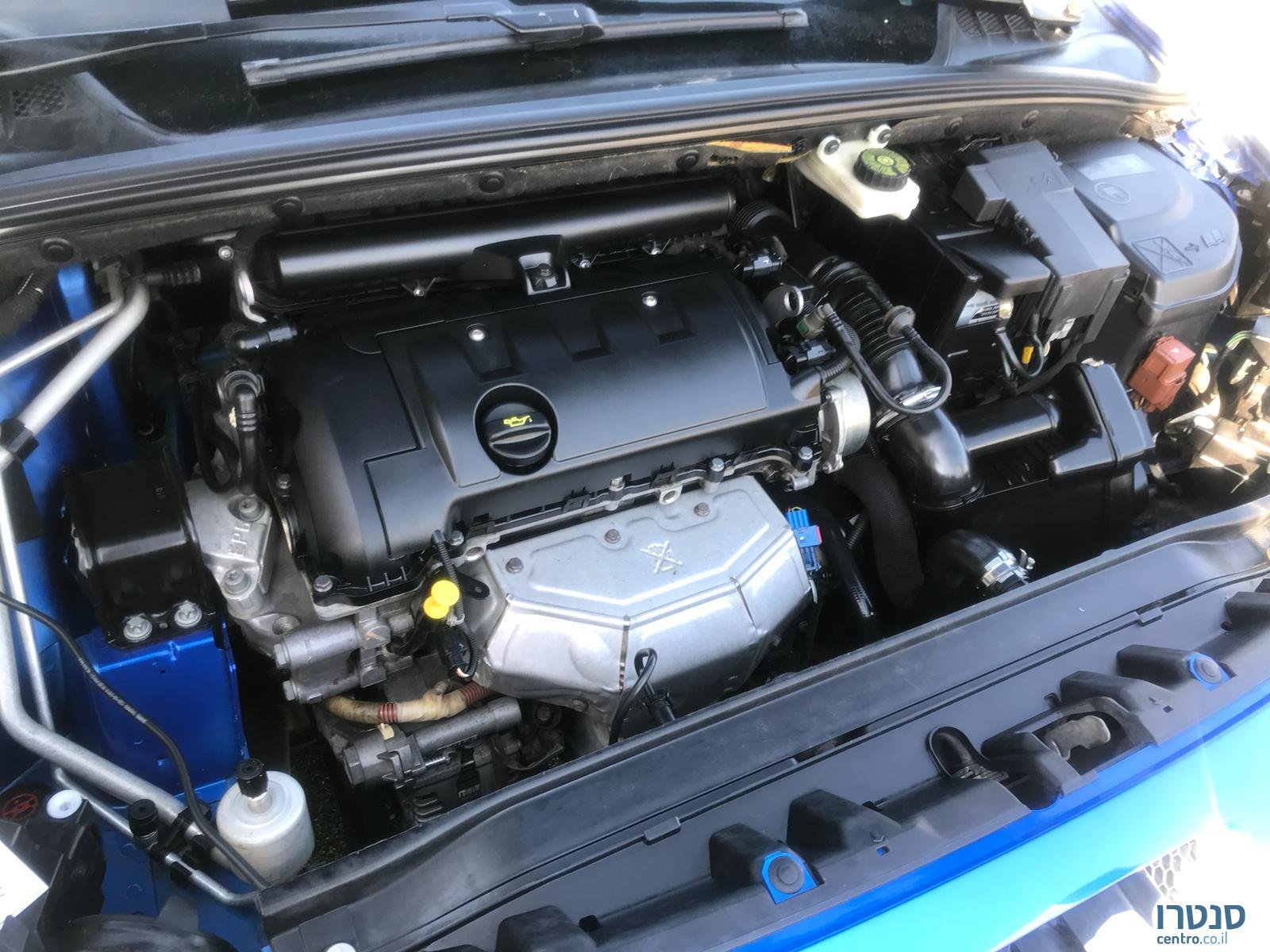 2010' Peugeot 308 photo #1