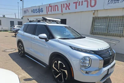 2021' Mitsubishi Outlander מיצובישי אאוטלנדר