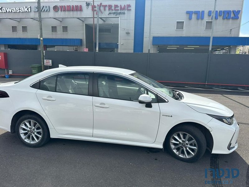 2019' Toyota Corolla טויוטה קורולה photo #3