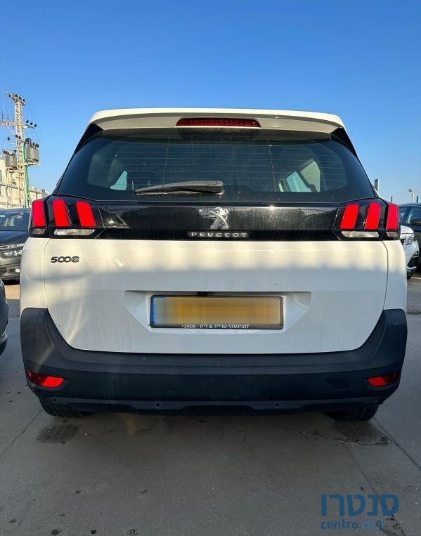 2020' Peugeot 5008 פיג'ו photo #6