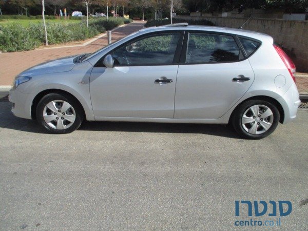 2010' Hyundai i10 photo #1