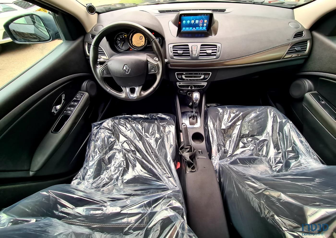 2017' Renault Megane photo #5