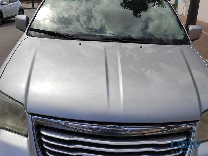 2012' Chrysler Grand Voyager קרייזלר גראנד וויאג`ר photo #1