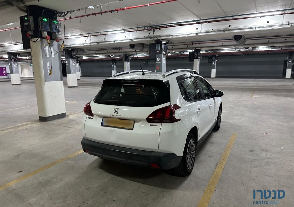 2017' Peugeot 2008 פיג'ו photo #4