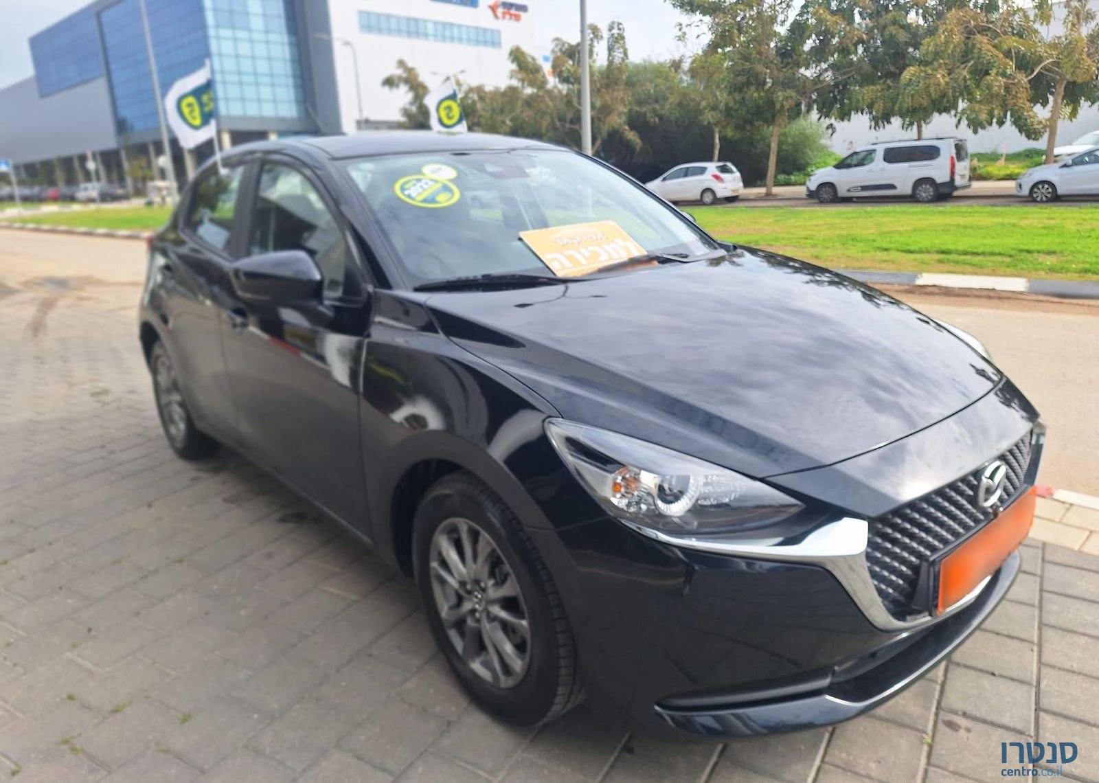 2022' Mazda 2 מאזדה 2 photo #1