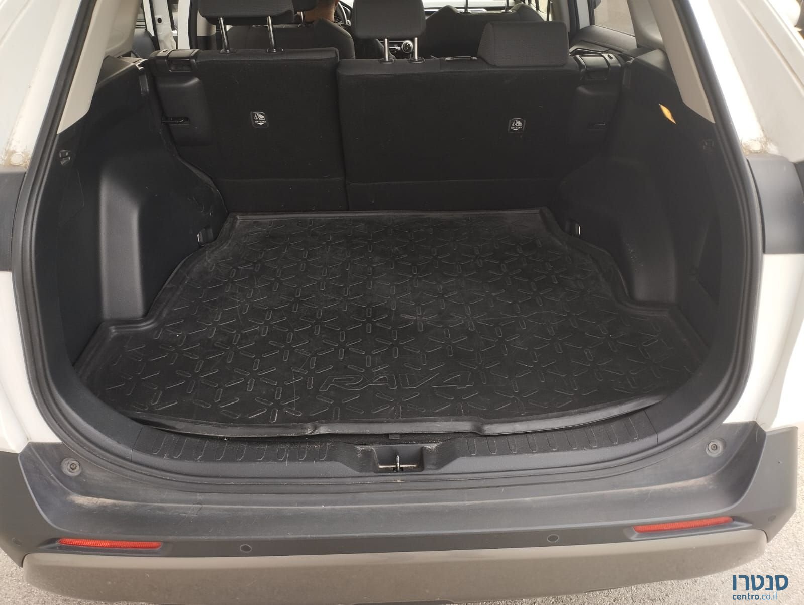 2019' Toyota C-HR טויוטה photo #4