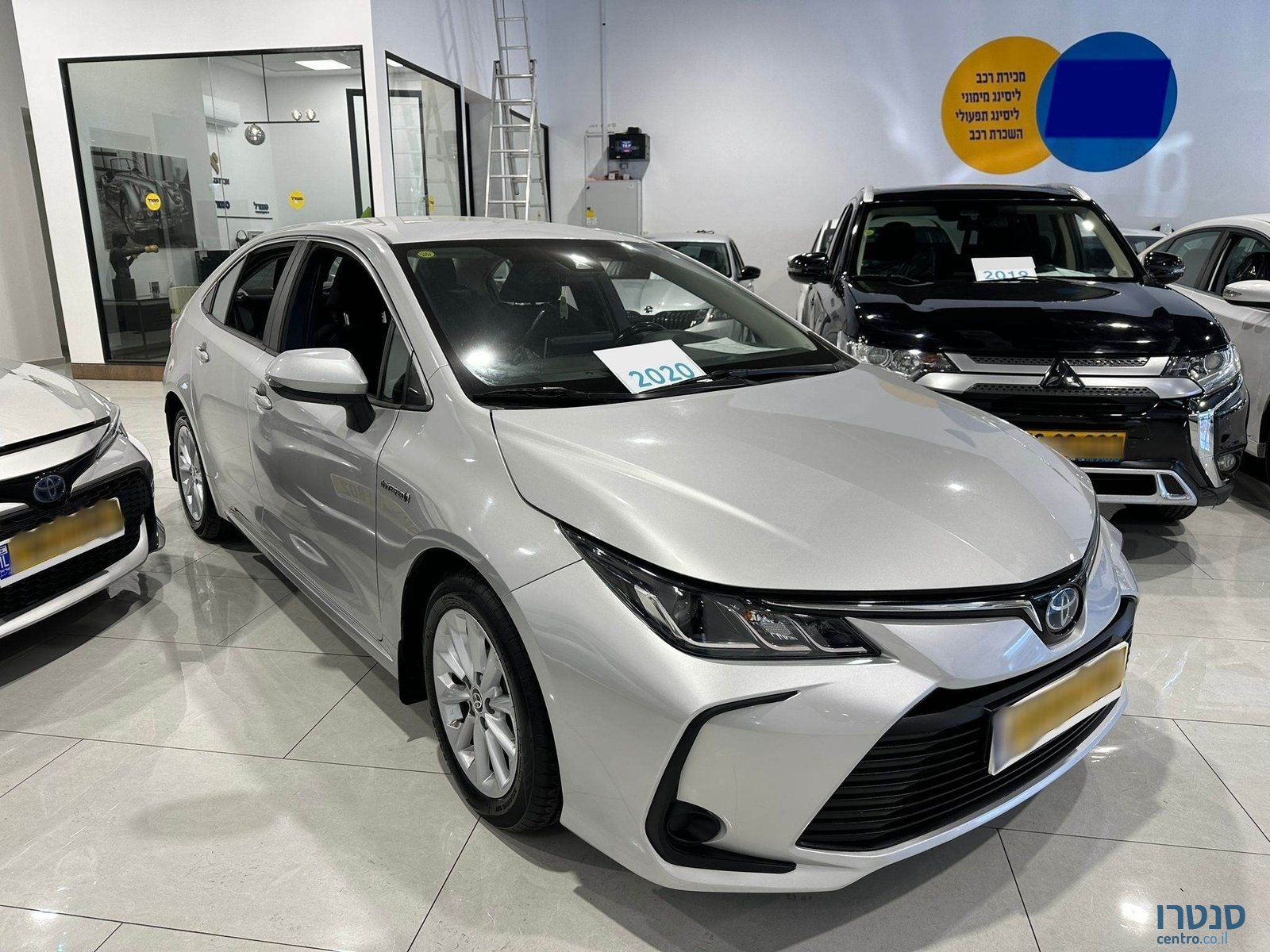 2020' Toyota Corolla photo #2