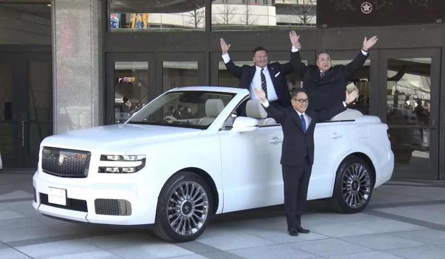 This Toyota Century Convertible SUV Was Made To Move Sumo Wrestlers