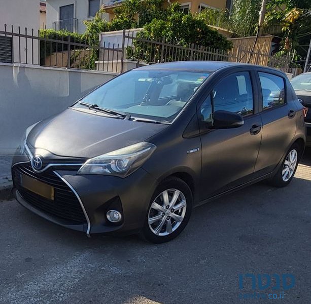 2016' Toyota Yaris טויוטה יאריס photo #1