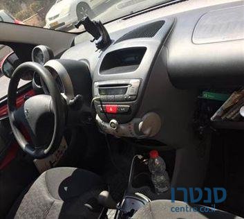 2012' Peugeot 107 פיג'ו photo #4