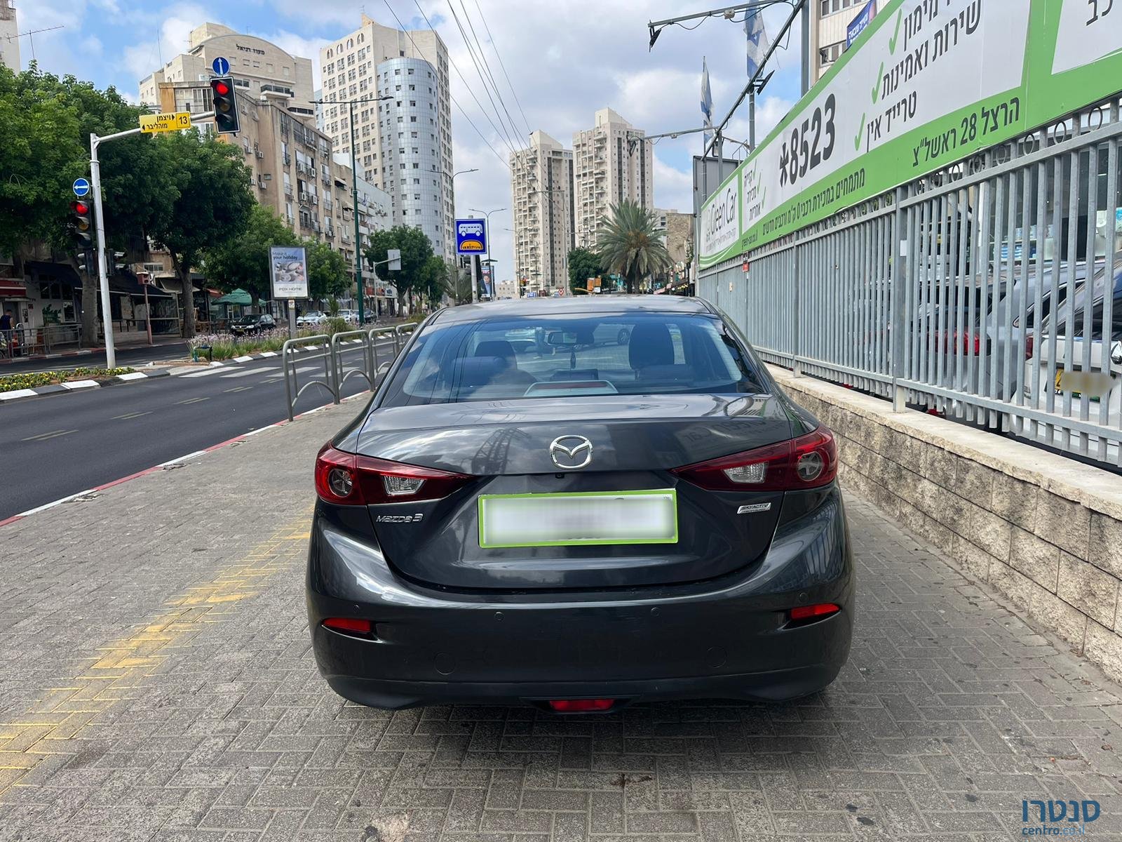 2014' Mazda 3 photo #5