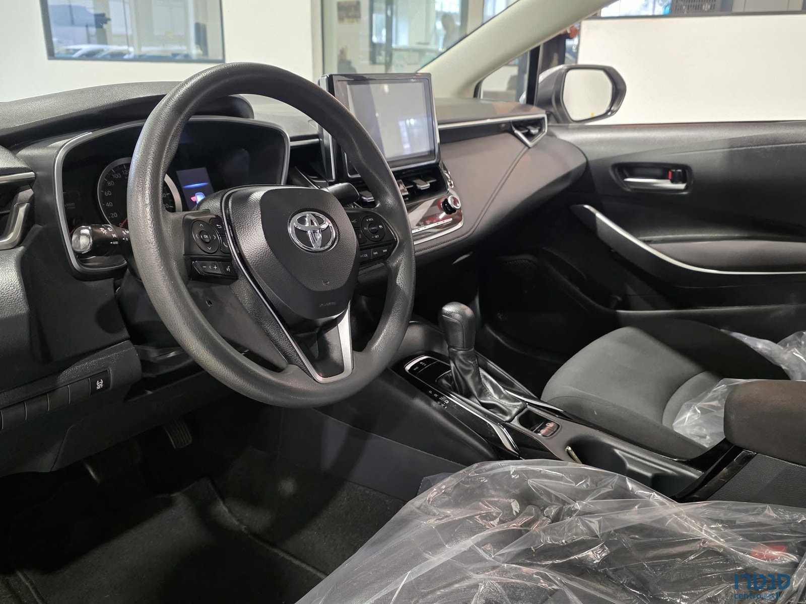 2023' Toyota Corolla photo #5