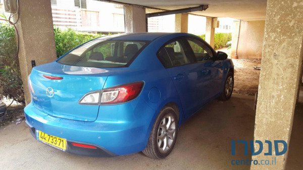 2010' Mazda 3 photo #2