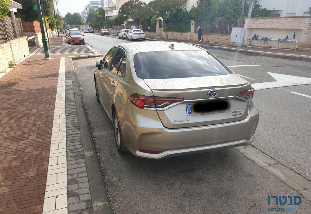 2020' Toyota Corolla טויוטה קורולה photo #3