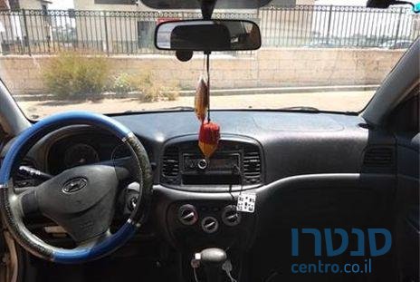 2010' Hyundai Accent יונדאי אקסנט photo #1