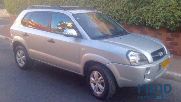 2008' Hyundai Tucson photo #1