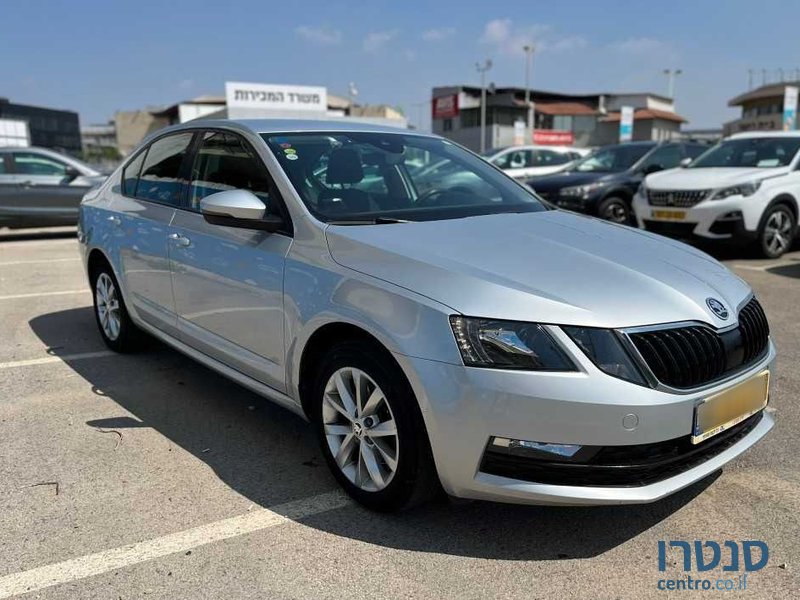 2019' Skoda Octavia סקודה אוקטביה photo #2