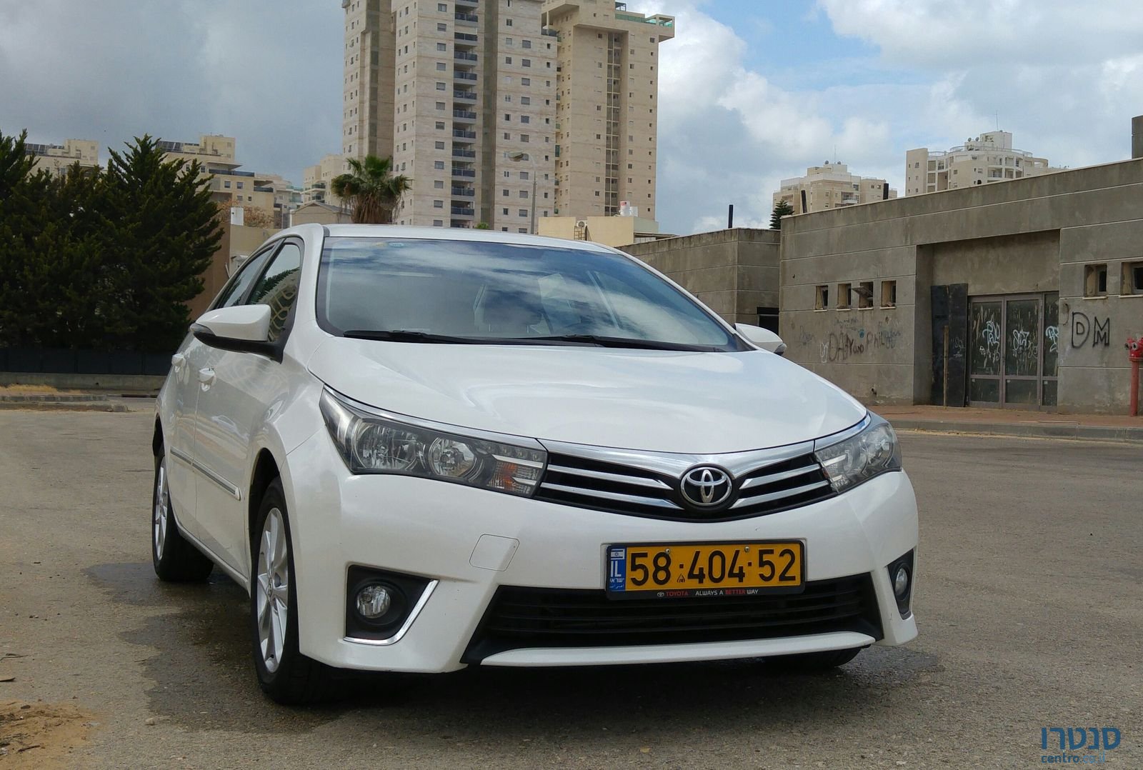 2013' Toyota Corolla GLI photo #1