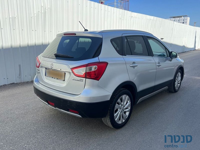 2019' Suzuki SX4 סוזוקי קרוסאובר photo #6