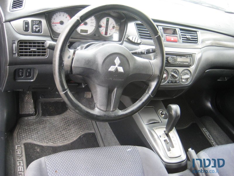 2008' Mitsubishi Lancer photo #5