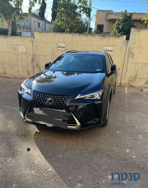 2021' Lexus UX לקסוס photo #1